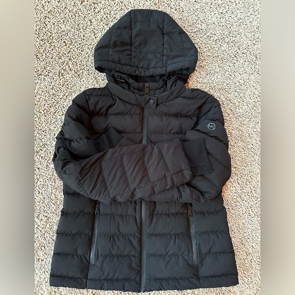 Michael Kors Women’s Size S Black Down Filled Puffer Jacket w/Hood- Fitted Style - Picture 2 of 11